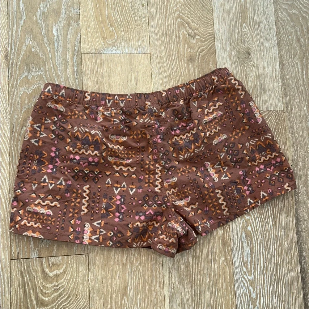 Patagonia Shorts - Picture 6 of 7